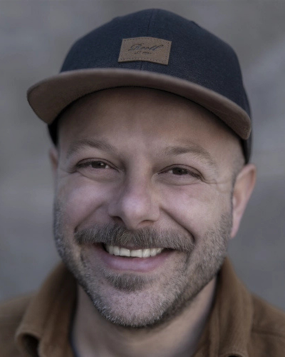 Dominik Mayer, Portrait 